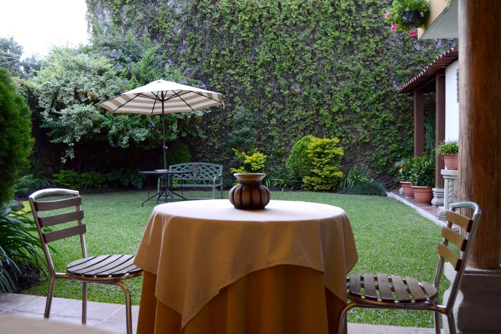 Hostal Villa Toscana Guatemala City Ngoại thất bức ảnh