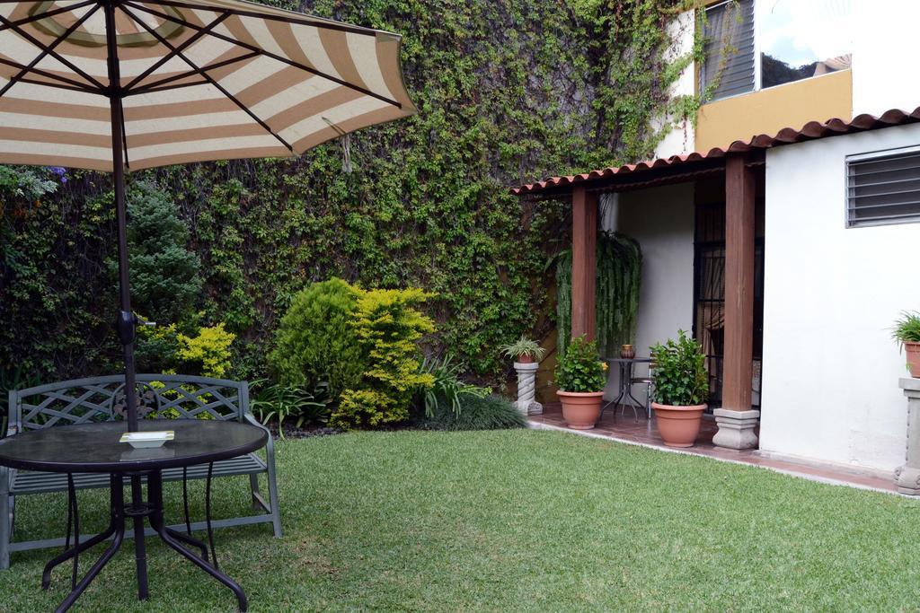 Hostal Villa Toscana Guatemala City Ngoại thất bức ảnh