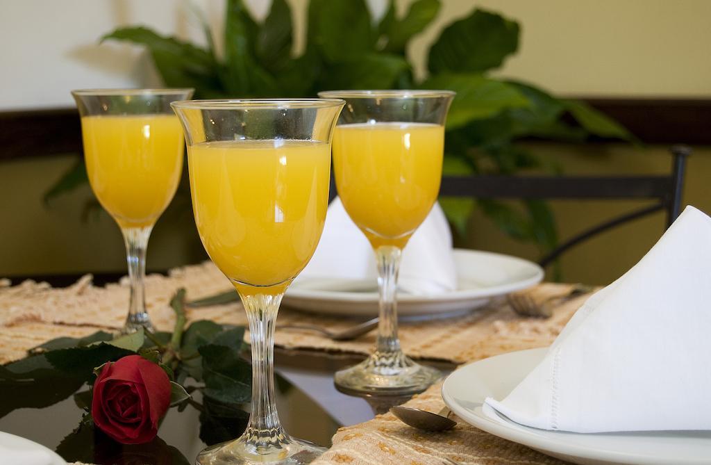Hostal Villa Toscana Guatemala City Ngoại thất bức ảnh