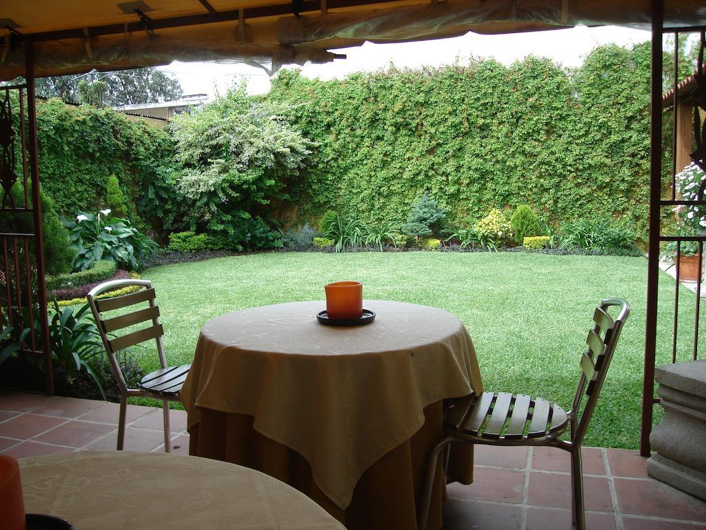 Hostal Villa Toscana Guatemala City Ngoại thất bức ảnh