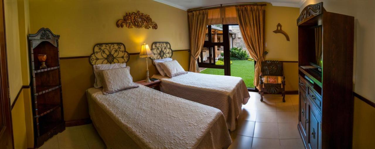 Hostal Villa Toscana Guatemala City Ngoại thất bức ảnh