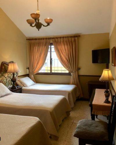 Hostal Villa Toscana Guatemala City Ngoại thất bức ảnh